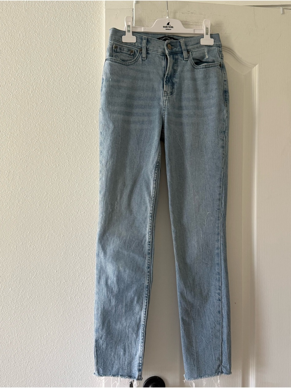 Calvin Klein Jeans Super High Rise Slim Raw Hem Light Wash Jeans Size 24